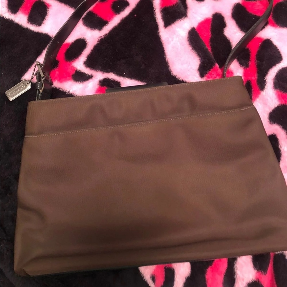 chocolate brown coach purse !